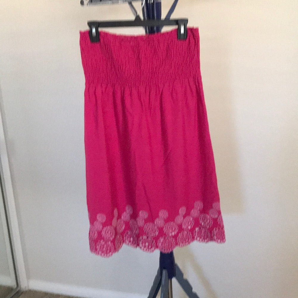 strapless summer dress with detailed embroidery